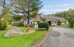 Beautiful Home In Grenaa With Wifi Grenå